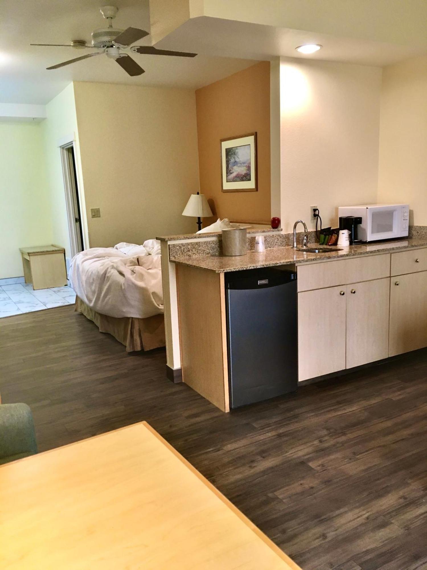 Lighthouse Suites Inn Ocean Shores Extérieur photo