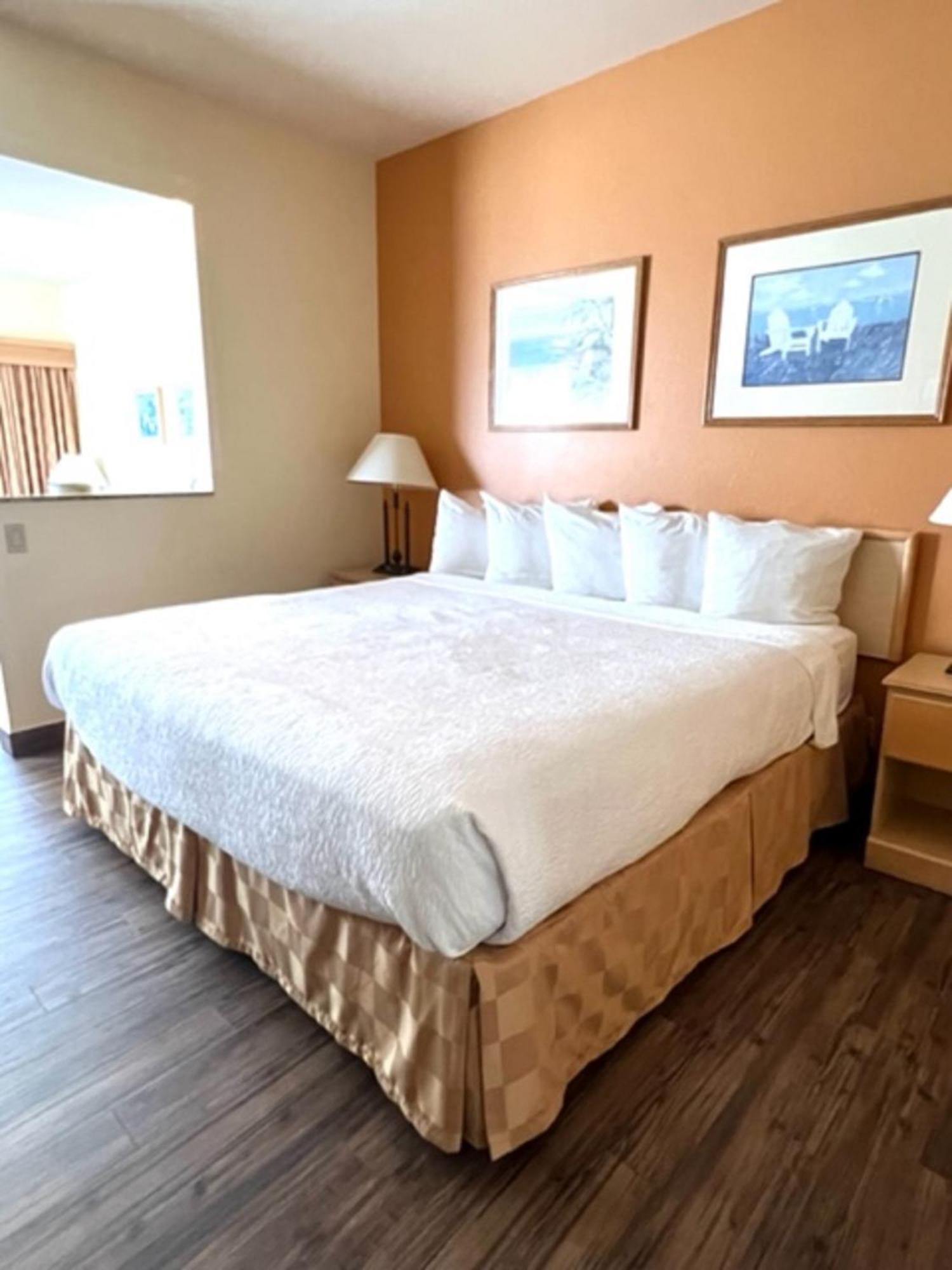 Lighthouse Suites Inn Ocean Shores Extérieur photo