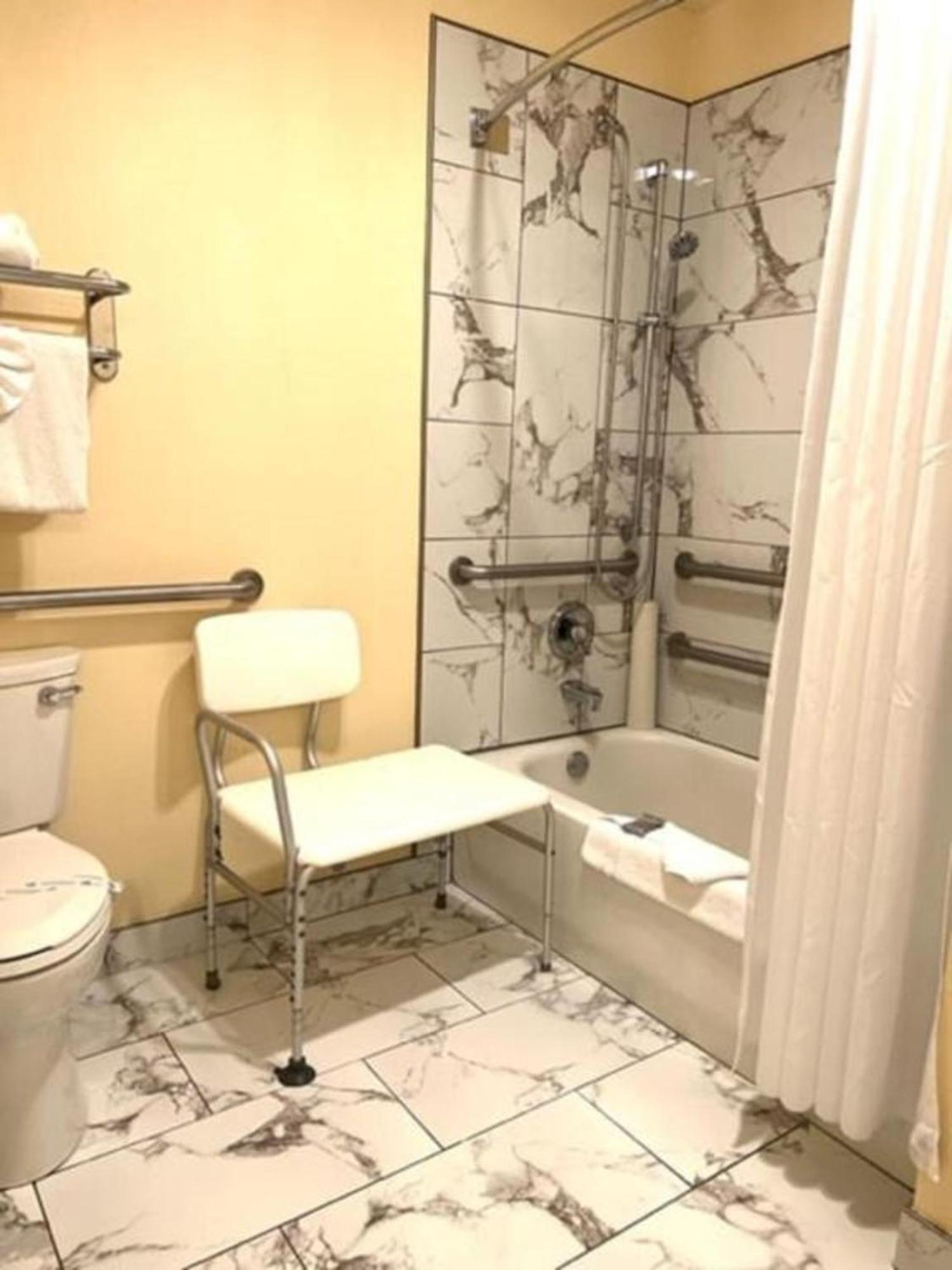 Lighthouse Suites Inn Ocean Shores Extérieur photo